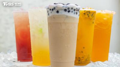 老師請全班喝飲料獨漏她?家長「從小四告到國一」 法官狠打臉
