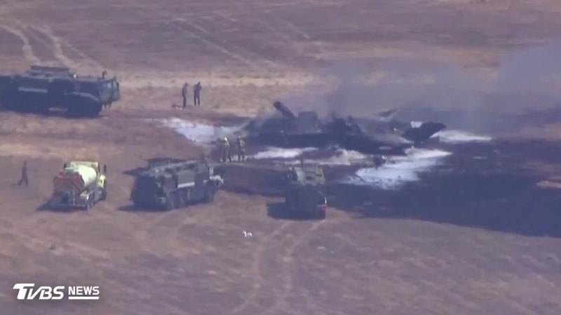 美軍F-35戰機加州墜毀!飛行員彈射逃生 濃煙狂竄畫面曝