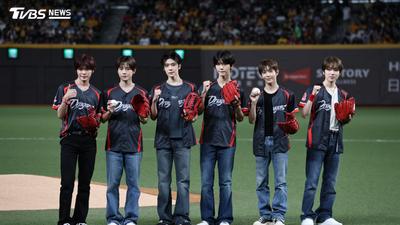 NCT WISH攻大巨蛋開球!大秀應援口號 李超比讚認可
