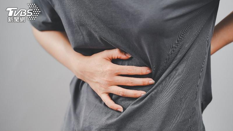睡前10大傷腎行為!憋尿、洗冷水澡上榜 醫曝「1助眠習慣」超NG