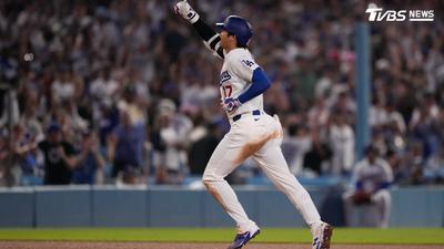大谷翔平罕見主動討回全壘打球 球迷得知「背後原因」秒點頭割愛