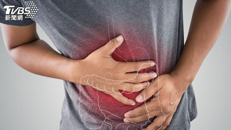 上腹悶以為消化不良 拖半年驚見「6公分惡性腫瘤」