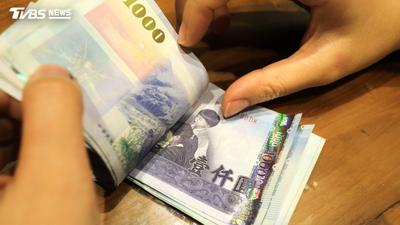 買保單10年「蒸發80萬遺產」!他靠這檔ETF賺回 霸氣全捐