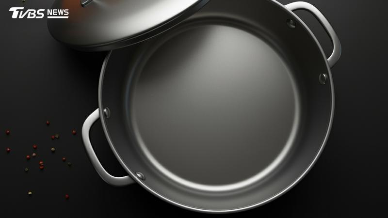 鋁鍋煮飯會失智?醫破解迷思:「1類食材」別長時間烹煮