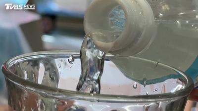 免飛日本!限定「果凍水」超商開賣 搖晃瓶身驚見大塊果凍