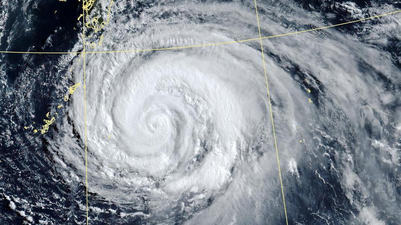 天氣/白海豚颱風路徑又變了!「北部首當其衝」 風雨最猛時刻曝