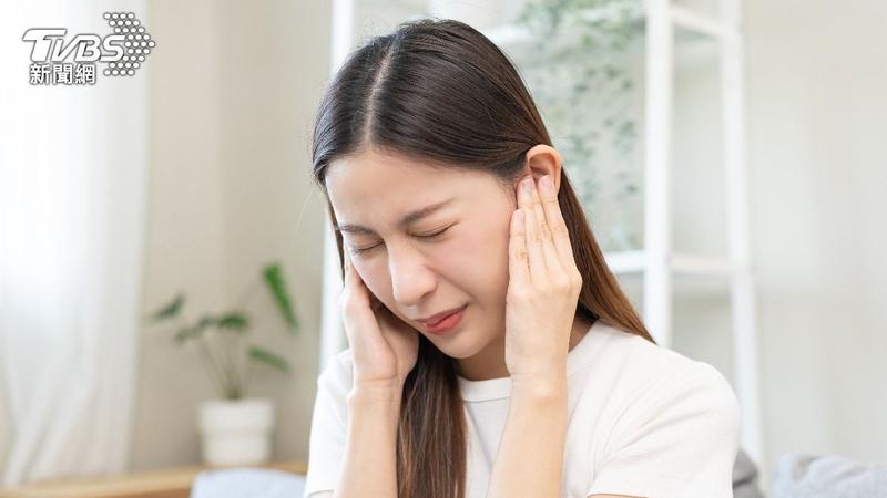 像戴了太緊的帽子?後腦勺悶痛、肩頸硬 恐是緊張型頭痛