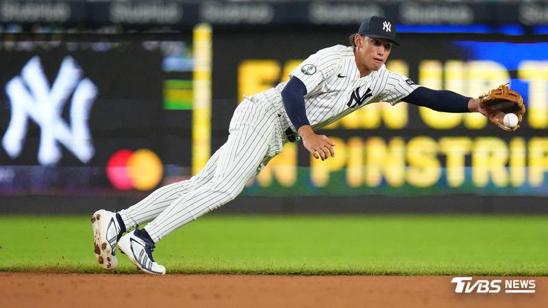 MLB/洋基21歲大物超驚豔!初登板開轟 隔天飛身美技再敲安