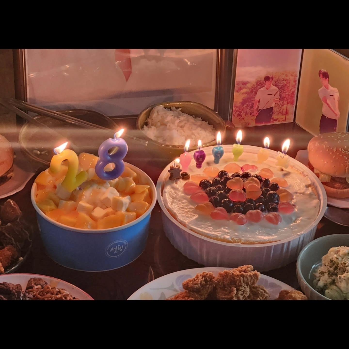 李智漢的媽媽在他28歲冥誕為他慶生。(圖/翻攝自IG)