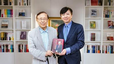 兩個月前才訪問他!天下創辦人高希均辭世 盛治仁悼:觀念救國