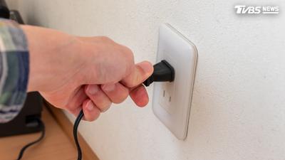 停電後別急著用電器!防災專家示警「7大NG行為」做錯恐釀火災