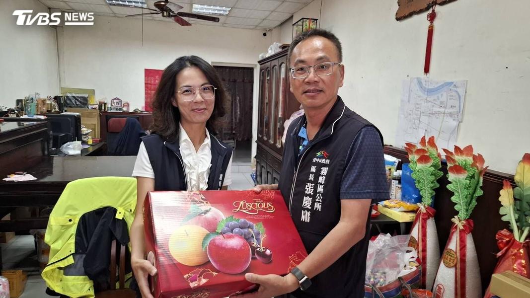 拜票突遭恐怖攻擊!台中里長被潑糞叫囂