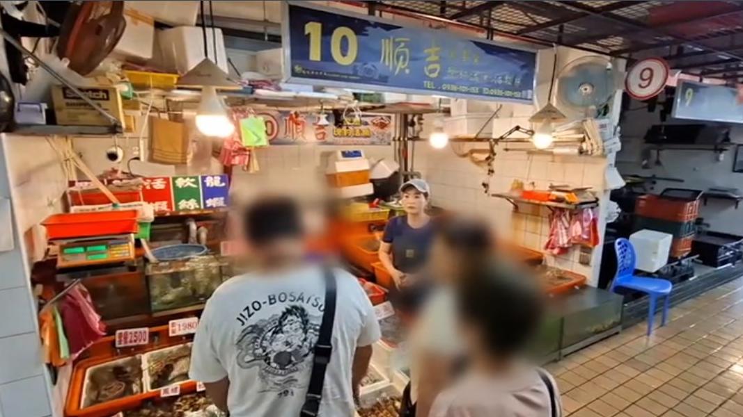 黎姓闆娘嫁台26年,身分認同為台灣人。(圖/TVBS)