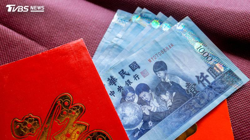 生活補助金來了!連3天「發放5000元」 長輩匯款入帳