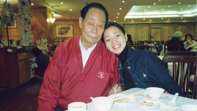 50歲才生下她!阿雅父親節憶亡父 曝臨終前一幕「愛要及時」