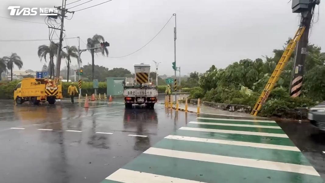 淡水驚見龍捲風!氣象署揭成因
