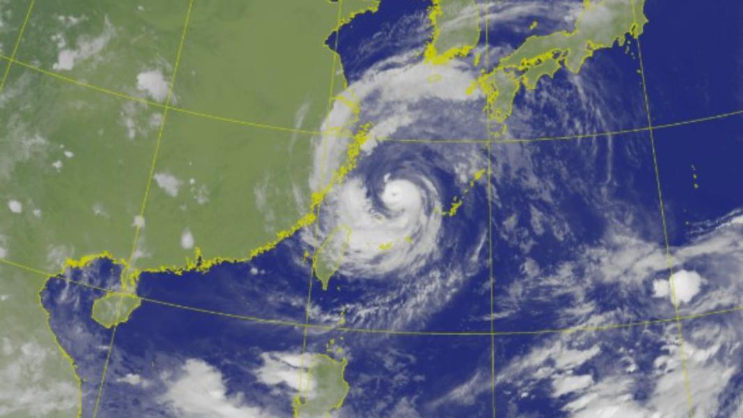 白海豚紮實雨帶又來了!鄭明典:晚上別出門