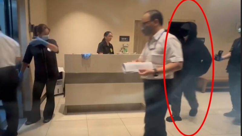 快訊/女大生臥室藏嬰屍5天才報案!家屬全身黑抵二殯相驗
