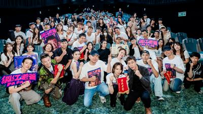 女兒親手做粉色「父親節大餐」!王識賢一臉幸福 罕曬父女互動閃瞎全網