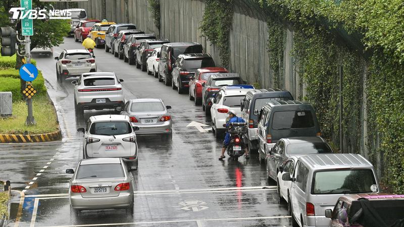 車主注意!北市水門今18時起開放 明7時起恢復停車管制
