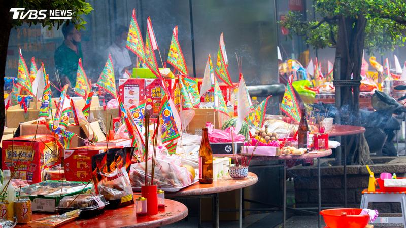 中元普渡別只拜好兄弟!今年最大「補運招財」機會 參拜禁忌曝