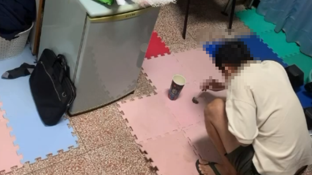 陳姓男大生在寢室長期虐殺倉鼠,室友因害怕人身安全於是長期蒐證。(圖/民眾提供)