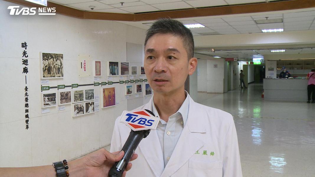 打嗝超過48小時...恐罹「這重大疾病」!醫師警告:合併頭暈、走不穩快就醫!(圖/TVBS)