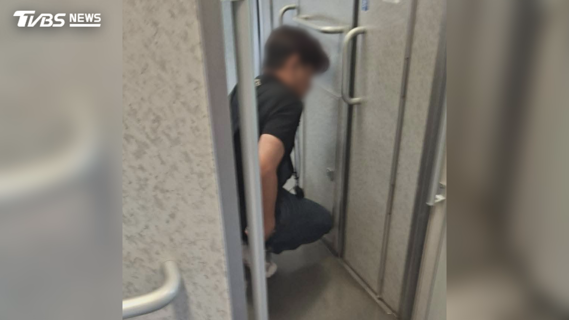 目擊者當下透過文字客服通報高鐵，並將影片上傳網路提醒其他乘客注意。（圖／翻攝Threads＠sugit._）