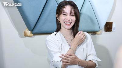 高宇蓁「戴百萬定情珠寶」認愛8年初戀 鬆口婚事:已把整個人送給他