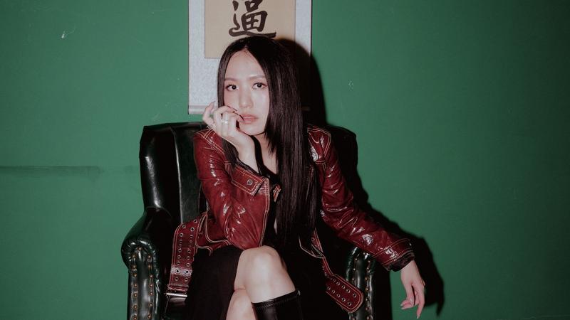 孫盛希出道13年解鎖第一次!認「壓力比想像大」:只能靠比手畫腳