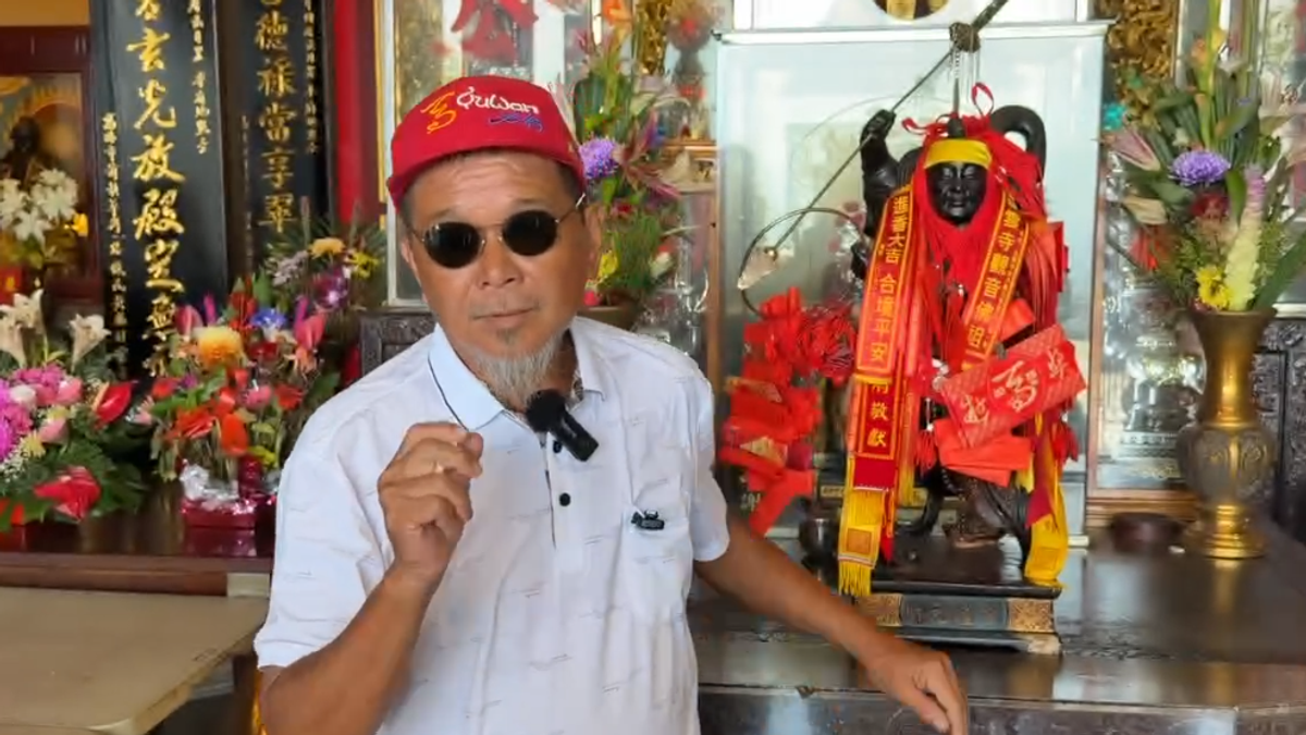 酸民嗆「有種火葬場見」!廖大乙帶雙親遺照赴約 不到1年祂離奇身亡