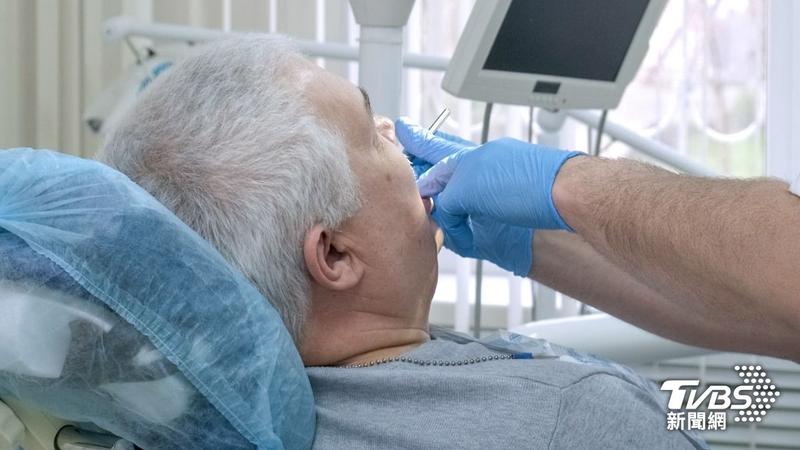 拔牙開消炎止痛藥「未查健保卡病史」害死患者 牙醫過失致死起訴