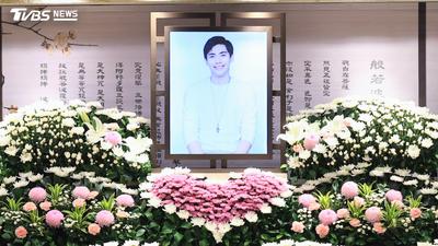 王凱七旬老母白髮人送黑髮人 姊姊痛喊「我們沒有怪你」場面催淚