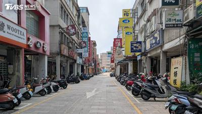 金門防空演習飲料街秒淨空!美國旅客「跟著大家躲」曝這點待加強