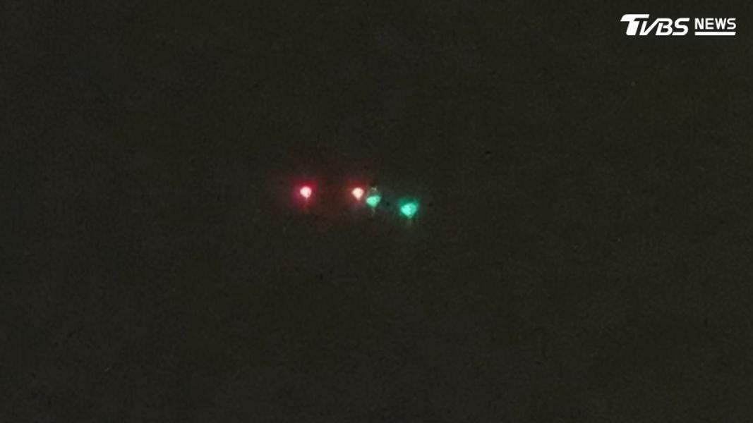 憲兵運用無人機進行情報偵蒐與情傳。(圖/陳冠宇攝)