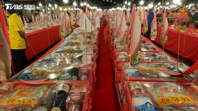 拜一下沒關係?營養師曝「普渡供品」食安風險 教3階段正確保存