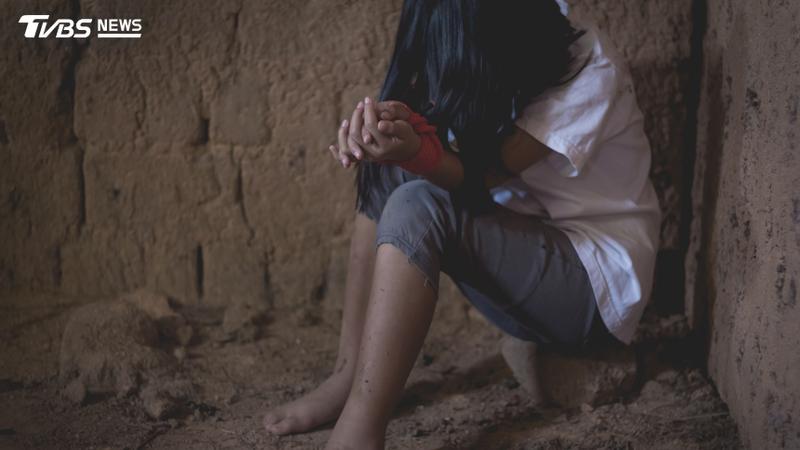 美母8萬賣女兒!女童遭淫魔餵毒性侵身亡 兩惡人下場曝