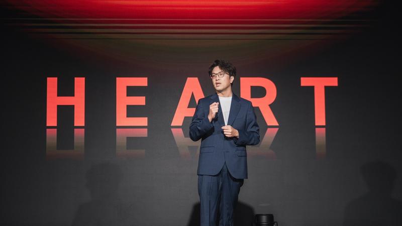 稱沈伯洋政見奇怪 黃國昌酸「刻意改變人設」選到荒腔走板