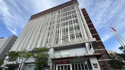 快訊/高雄老牌飯店54歲男房客蓋被躺床亡 房務員開門嚇瘋