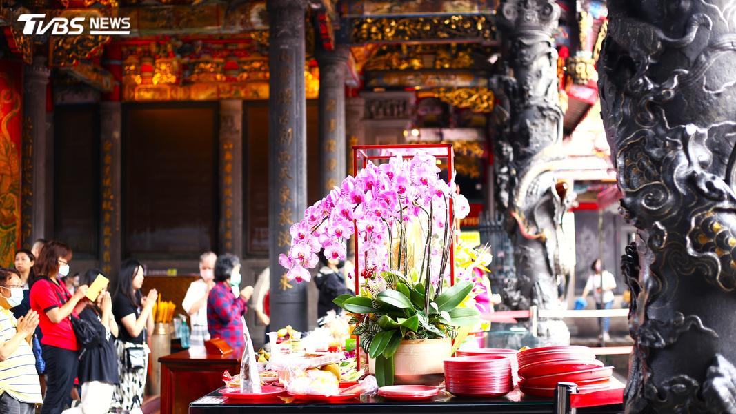 鬼門開!命理師曝「4生肖」財運旺翻 正偏財齊發