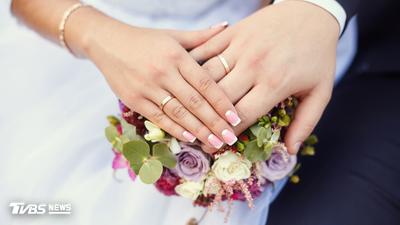 銀行也能登記結婚!中國催婚出奇招 網友冷回:能辦離婚嗎