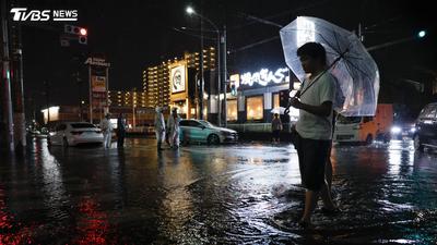 下到駕駛不敢停車! 日本千葉24hr雨量364mm 8月均雨量3倍