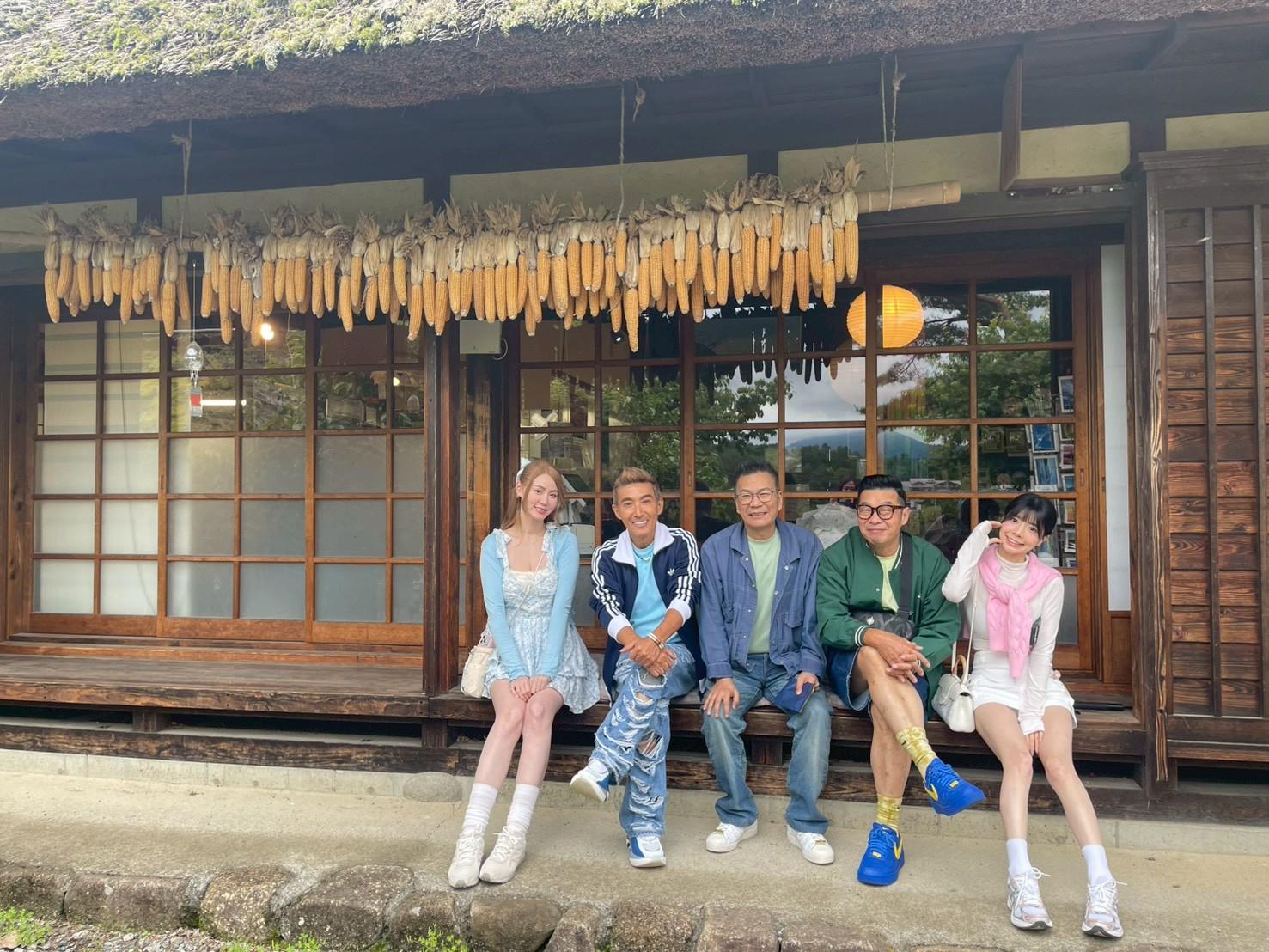 人生無限好公司》一群人前往日本富士山，一圓沈玉琳的心願。（圖／東森提供）　