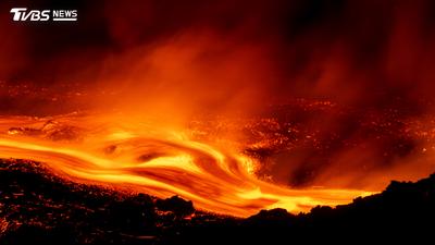 FOCUS全球新聞/歐最高活火山埃特納 噴發一周 樞紐機場航班亂