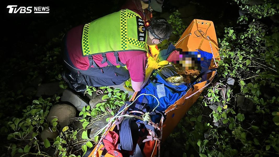 墾丁虎頭蜂群攻2死1重傷 女撐2天獲救、2死者仍困山區
