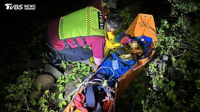 墾丁虎頭蜂群攻2死1重傷 女撐2天獲救、2死者仍困山區