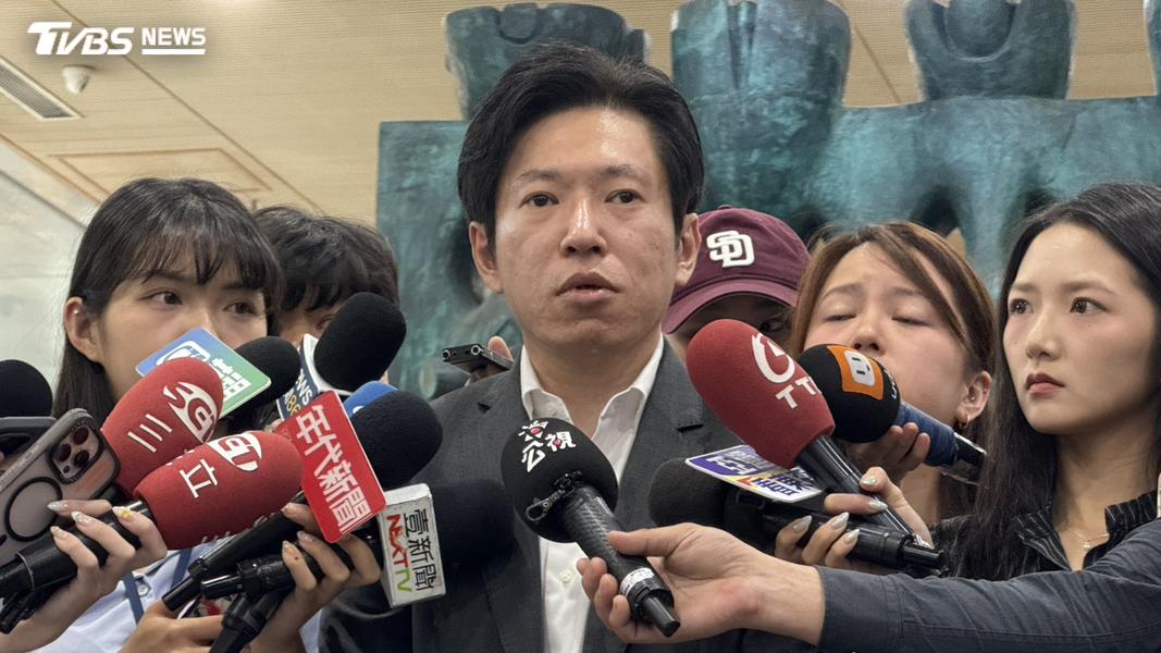 藍放行634億無人機預算 政院不領情:海水退就知誰沒穿褲子