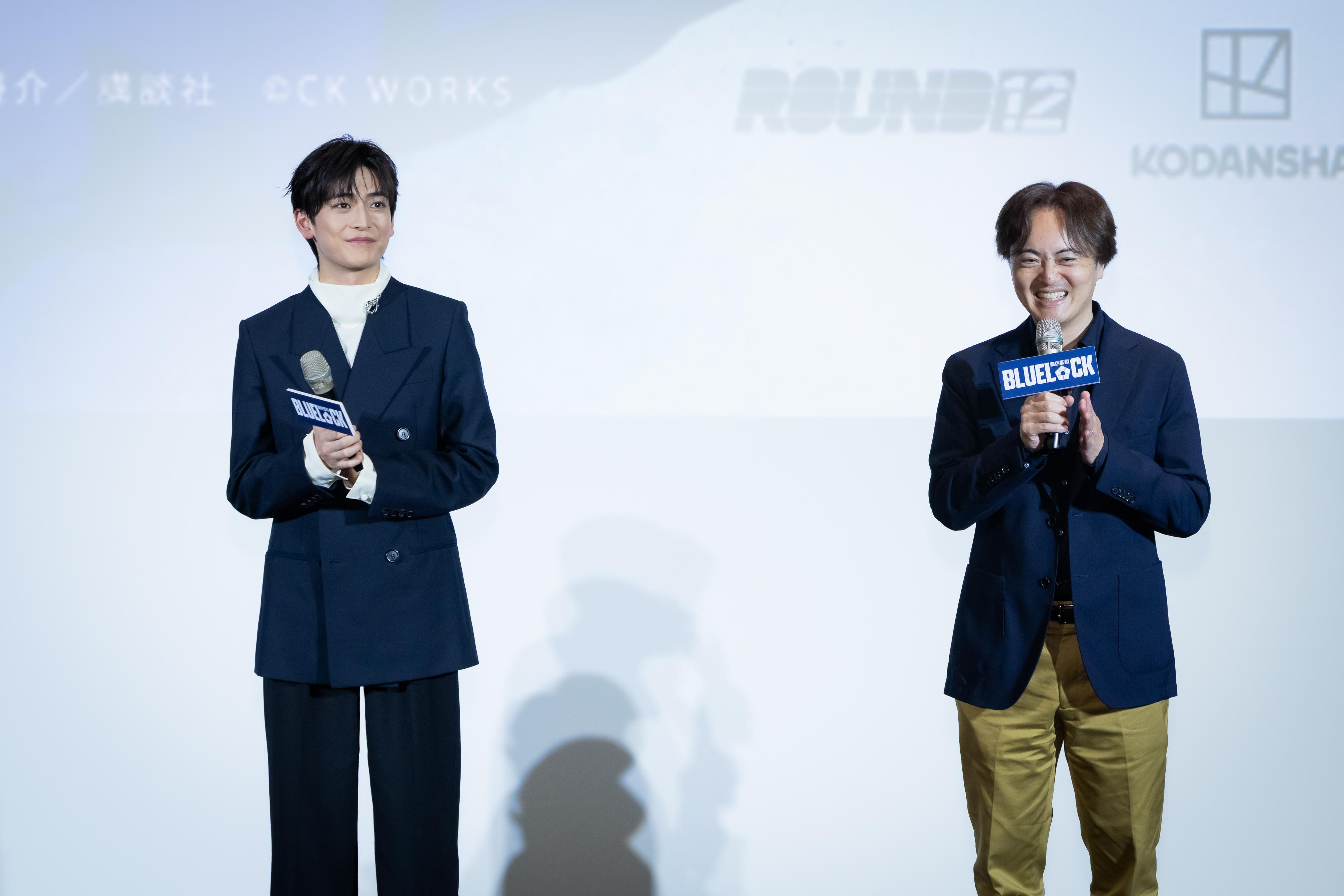 松橋真三（右）肯定高橋文哉對演出這部戲的決心。（圖／甲上娛樂提供）