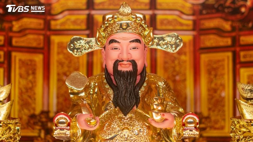 金星合月來了!4生肖「好運一路飆」驚天福報 屬雞發大財