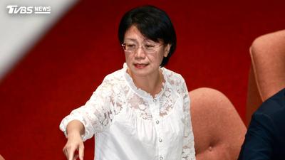 翁曉玲多次高喊「中國人驕傲」 堂哥翻舊文嗆:她已是中國人